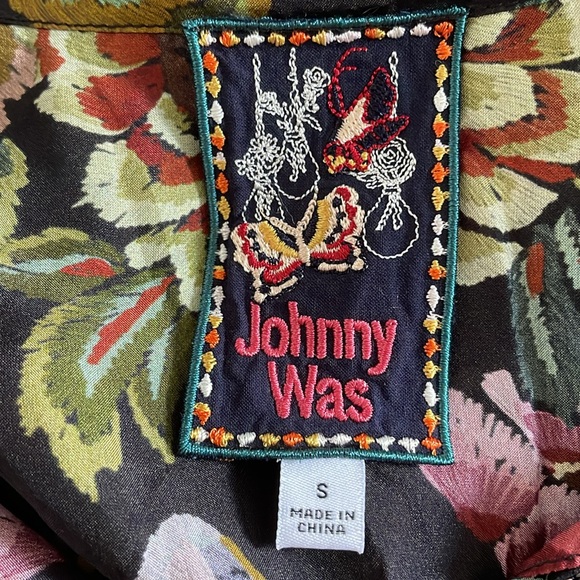 Johnny Was Silk Shirt - Picture 5 of 6